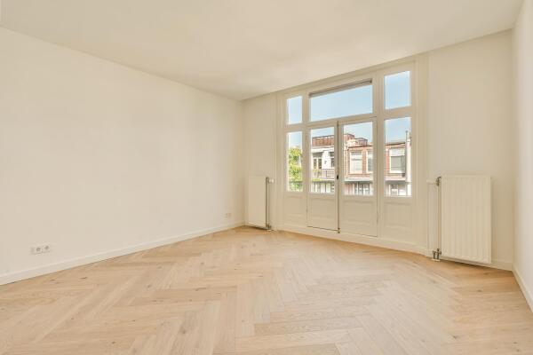 photo 24 Tweede Helmersstraat 8 3